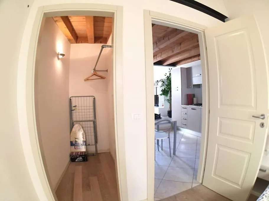 Garda Moon Flats Villa Costermano 0*,  Italy